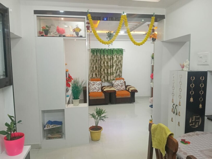 East face 2bhk flat full furnished 1100 sqft in pragathi nagar Kukatpally-7