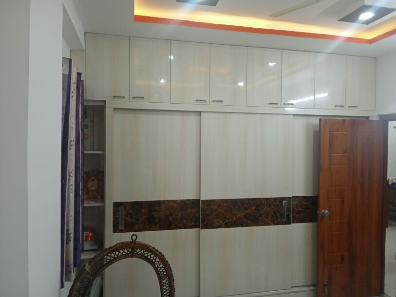 East face 2bhk flat full furnished 1100 sqft in pragathi nagar Kukatpally-14